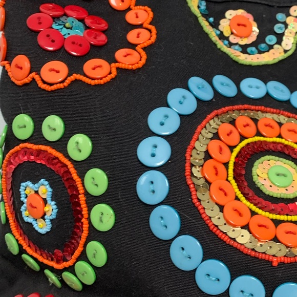 Madison Studio Canvas Button Tote Bag - Picture 9 of 13